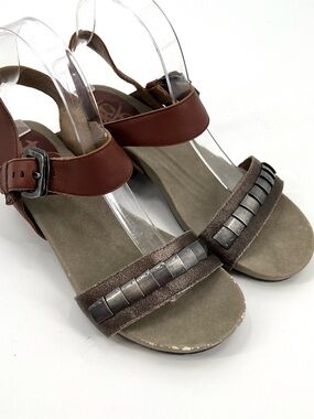 OTBT La Luz Leather Block Heel Sandal Metal Accent Ankle Strap Open Toe Shoe 8.5